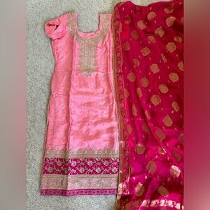 Pink Salwaar Kameez